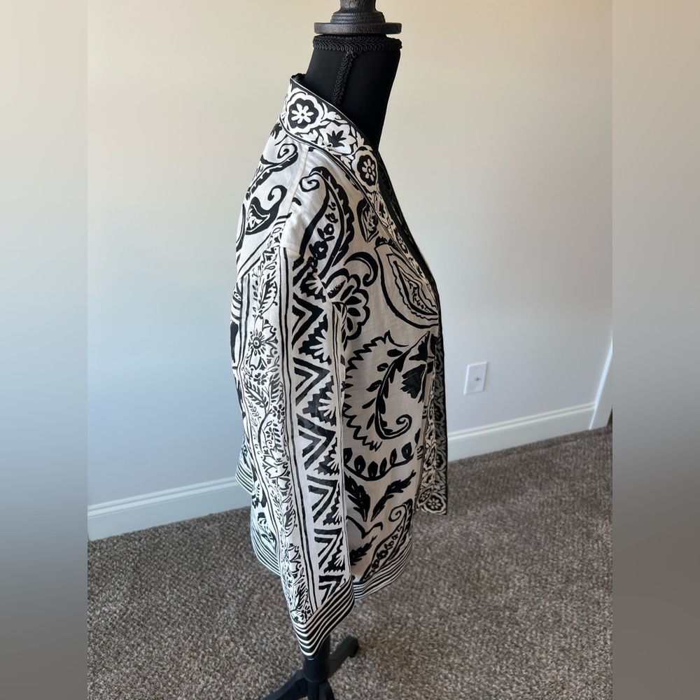 Chico’s Kimono Top in Black/White Pattern Cotton Silk Lightweight - Picture 4 of 8